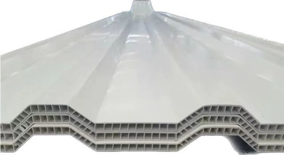 Gewölbte Stärke des PVC-Zwillings-Wand-Höhlen-Dach-Blatt-10mm für Wand-Umhüllungs-Chemiefabrik